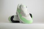 Nike Air Max 1 Essential Vapor Green – Wit/Groen – Heren/Dames/Uniseks Sneakers – Leer/Mesh - FZ5808-107 – Voorkant