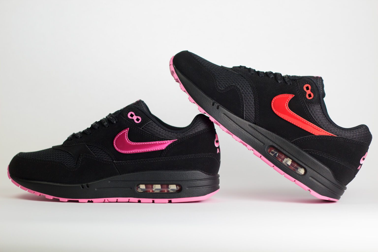 Nike Air Max 1 PRM Valentine’s Day Black - Zwart/Roze/Rood - Heren/Dames/uniseks Sneakers - Synthetisch leer/Mesh - HV2302-001 - Binnenkant
