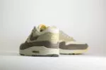 Nike Air Max 1 Premium Cave Stone – Beige/Grijs – Heren/Dames/Uniseks Sneakers – Leer/Suede - IB6390-001 – Achterkant