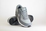 Nike Air Max 90 Cool Grey – Grijs/Wit – Heren/Dames/Unisex Sneakers - Leer/Mesh - HM0625-002 - Voorkant