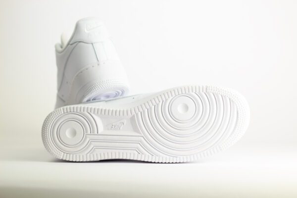 Nike Air Force 1 Low '07 White – Wit – Heren/Dames/Uniseks Sneakers – Leer - CW2288-111 – Onderkant