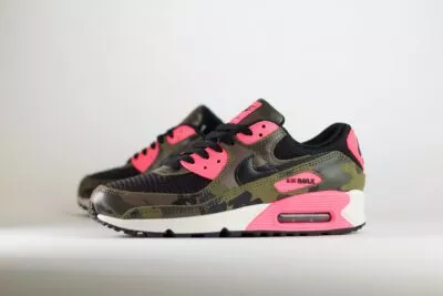 Nike Air Max 90 Camo Pack Sequoia Hyper Pink – Roze/Zwart – Heren/Dames/Uniseks Sneakers – Leer/Mesh - IF1721-300 – Zijkant