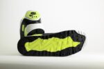 Nike Air Max 90 Gore-Tex Summit White Volt Black Cool Grey – Wit/Geel – Heren/Dames/Uniseks Sneakers – Gore-Tex - FD5810-102 – Onderkant