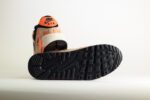 Nike Air Max 90 Premium Bio Beige Safety Orange Camo – Zwart/Oranje – Heren/Dames/Uniseks Sneakers – Leer/Mesh - IF1721-201 – Onderkant