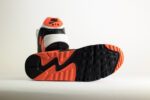 Nike Air Max 90 Safety Orange – Wit/Oranje – Heren/Dames/Uniseks Sneakers – Mesh/Leer - DH8010-108 – Onderkant