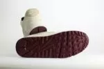 Nike Air Max 90 PRM Sail Burgundy Crush – Beige/Burgundy– Heren/Dames/Uniseks Sneakers – Suede/Mesh - HQ1712-001 – Onderkant