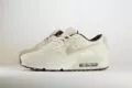 Nike Air Max 90 PRM Sail Burgundy Crush – Beige/Burgundy– Heren/Dames/Uniseks Sneakers – Suede/Mesh - HQ1712-001 – Zijkant