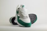 Nike Air Max 1 Anniversary Green – Wit/Groen – Heren/Dames/Uniseks Sneakers – Vilt/Mesh - DC1454-100 – Voorkant
