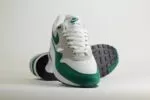 Nike Air Max 1 Anniversary Green – Wit/Groen – Heren/Dames/Uniseks Sneakers – Vilt/Mesh - DC1454-100 – Voorkant