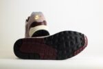 Nike Air Max 1 Essential PRM Cement Grey Burgundy Crush – Grijs/Burgundy – Heren/Dames/Uniseks Sneakers – Leer/Mesh - FQ7327-001 – Onderkant