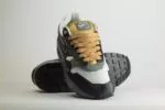 Nike Air Max 1 .SWOOSH Low Poly Big Head Mode – Zwart/Wit– Heren/Dames/Uniseks Sneakers – Satin/Mesh - IB9898-001 – Voorkant