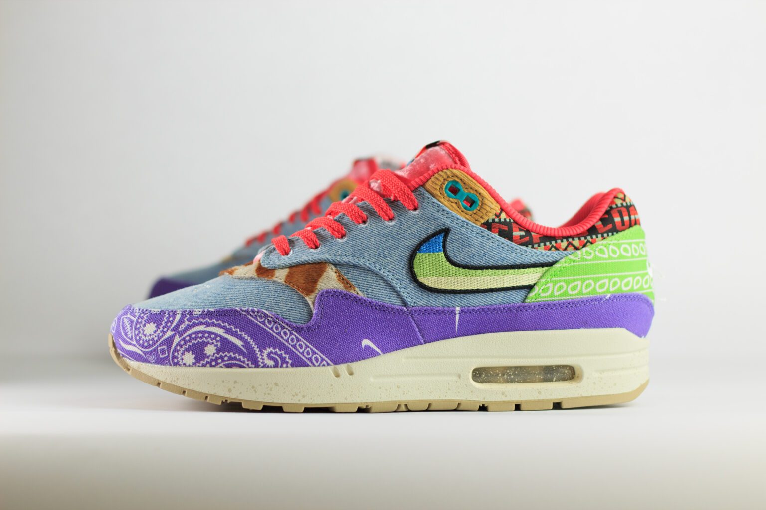 Nike Air Max 1 SP Concepts Far Out (Regular Box) – Paars/Blauw – Heren/Dames/Uniseks Sneakers – Denim/Canvas - DN1803.500 – Zijkant