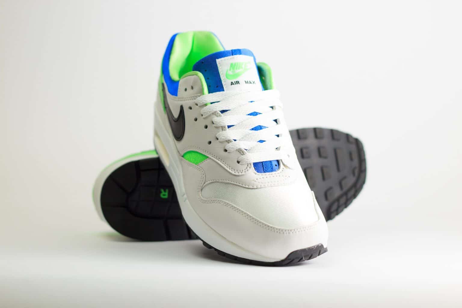 Nike Air Max 1 DNA CH.1 Pack Huarache Green Royal – Wit/Groen – Heren/Dames/Uniseks Sneakers – Leer/Kunststof - AR3863-100 – Voorkant