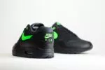 Nike Air Max 1 Essential Black Green Strike - Zwart/Groen - Heren/Dames/Uniseks Sneakers - Leer/Suede/Mesh - FZ5808-012 - Achterkant