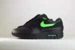 Nike Air Max 1 Essential Black Green Strike - Zwart/Groen - Heren/Dames/Uniseks Sneakers - Leer/Suede/Mesh - FZ5808-012 - Zijkant