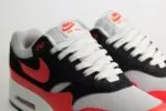 Nike Air Max 1 Essential Reverse Chili – Rood/Zwart/Wit – Heren/Dames/Uniseks Sneakers – Leer/Mesh - FZ5808-015 – Bovenkant