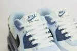 Nike Air Max 90 Ashen Slate (W) - Wit/Blauw - Heren/Dames/Uniseks Sneakers - Leer - HM8128-100 - Bovenkant