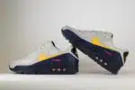 Nike Air Max 90 Neutral Grey Tour Yellow - Geel/Grijs/Blauw/Zwart - Heren/Dames/Uniseks Sneakers - Leer - IF0670-001 - Binnenkant