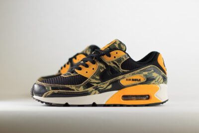 Nike Air Max 90 Premium Black University Gold Camo