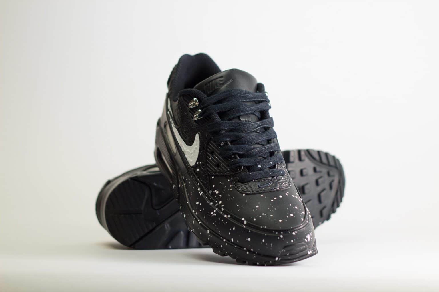 Nike Air Max 90 Slawn Black - Zwart/Wit - Heren/Dames/Uniseks Sneakers - Leer - FD6492-001 - Voorkant