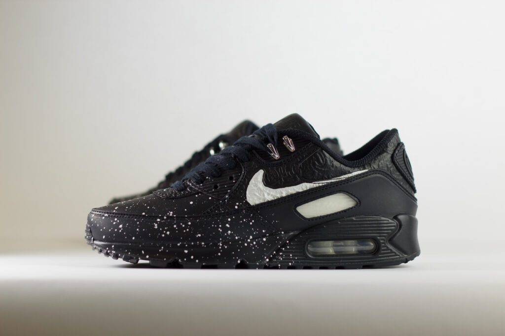 Nike Air Max 90 Slawn Black - Zwart/Wit - Heren/Dames/Uniseks Sneakers - Leer - FD6492-001 - Zijkant