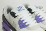 Nike Air Max 90 White Dusty Amethyst - Wit/Zwart/Paars/Grijs - Heren/Dames/Uniseks Sneakers - Leer/Suede/Mesh - DM0029-114 - Bovenkant
