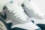 Nike Air Max 1 Dark Teal Green – Wit/Groen – Heren/Dames/Uniseks Sneakers – Leer – DH4059-101 – Bovenkant