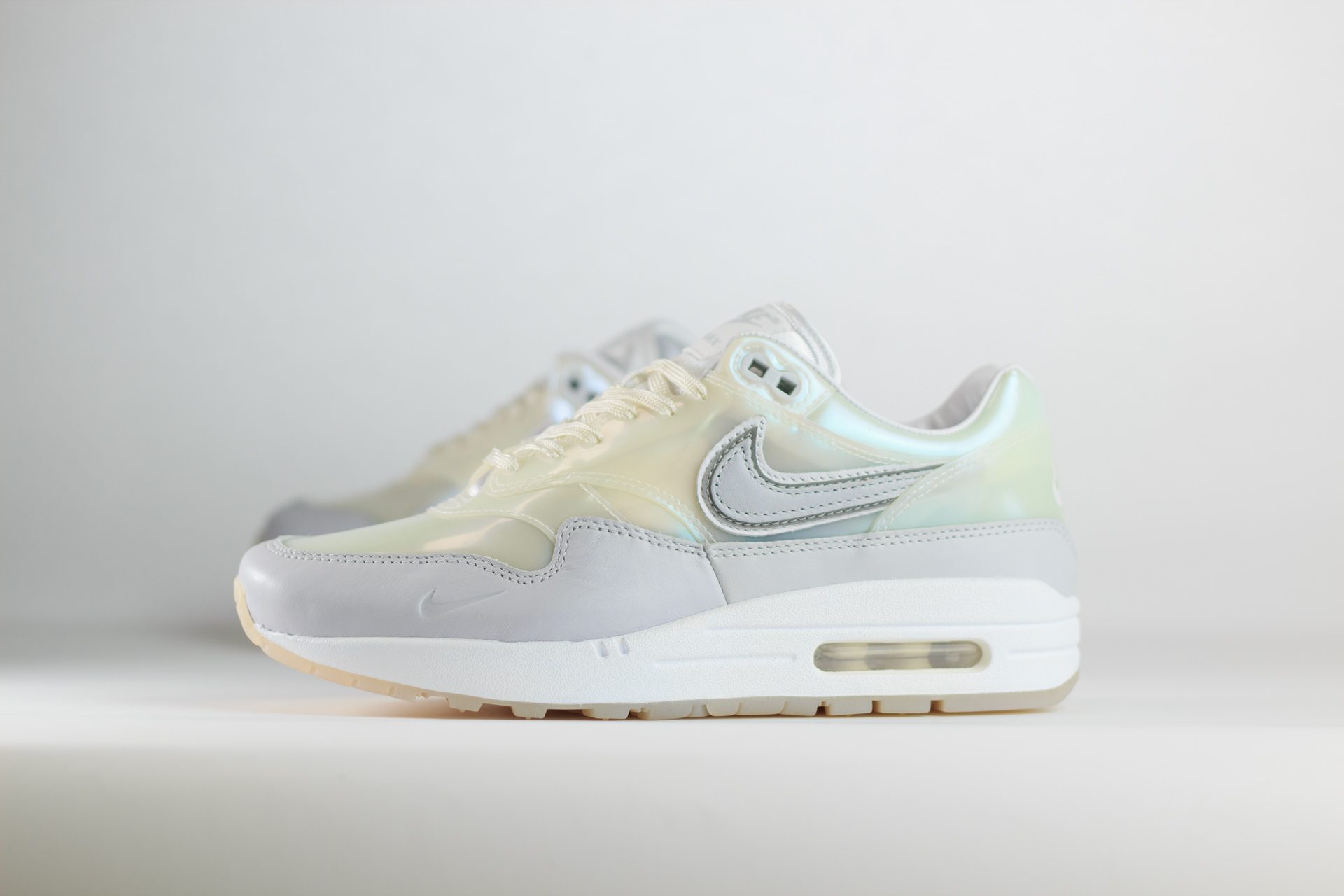 Nike Air Max SNKRS Day White (W)