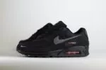 Nike Air Max 90 Black Metallic Cool Grey Orange – zwart/oranje – Heren/Dames/Uniseks Sneakers – suede/Mesh – DO6706-010 – Zijkant