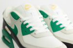 Nike Air Max 90 Malachite – Wit/Groen – Heren/Dames/Uniseks Sneakers – Leer/Mesh – FB9658-102 – Bovenkant