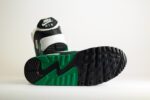 Nike Air Max 90 Malachite – Wit/Groen – Heren/Dames/Uniseks Sneakers – Leer/Mesh – FB9658-102 – Onderkant