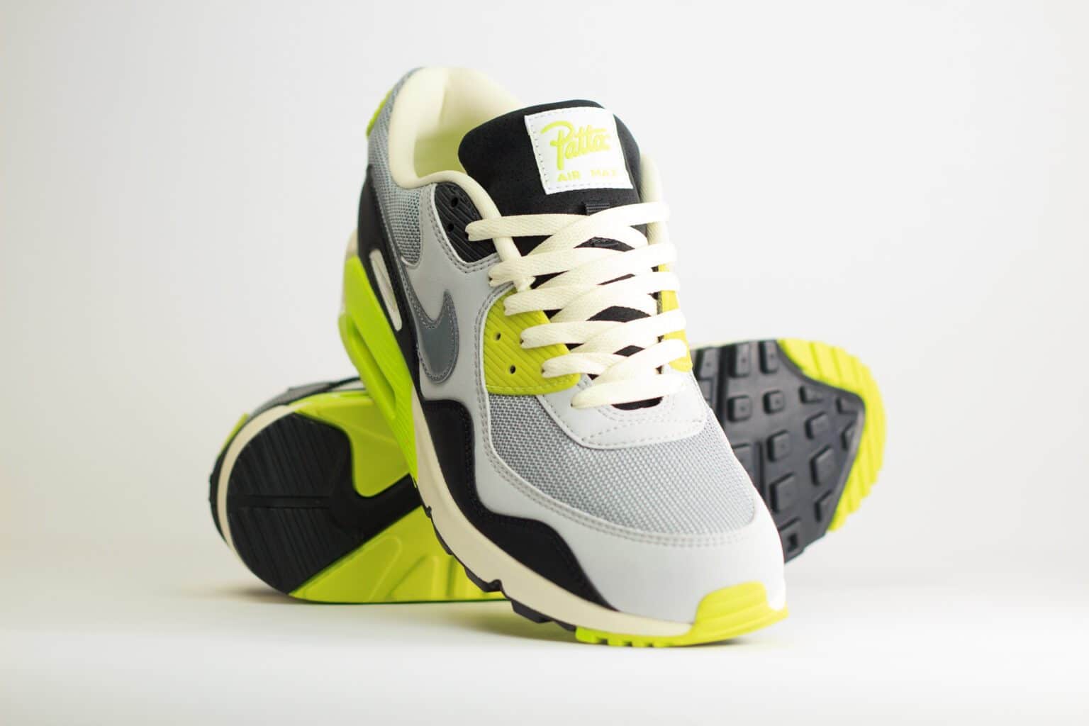 Nike Air Max 90 SP Patta Waves Cyber – Zilver/Groen/Grijs/Zwart – Heren/Dames/Uniseks Sneakers – Leer/Mesh – HF8814-001 – Voorkant