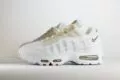 Nike Air Max 95 OG Big Bubble White Team Gold – wit/goud – Heren/Dames/Uniseks Sneakers – leer/Mesh – IB1667-101 – Zijkant