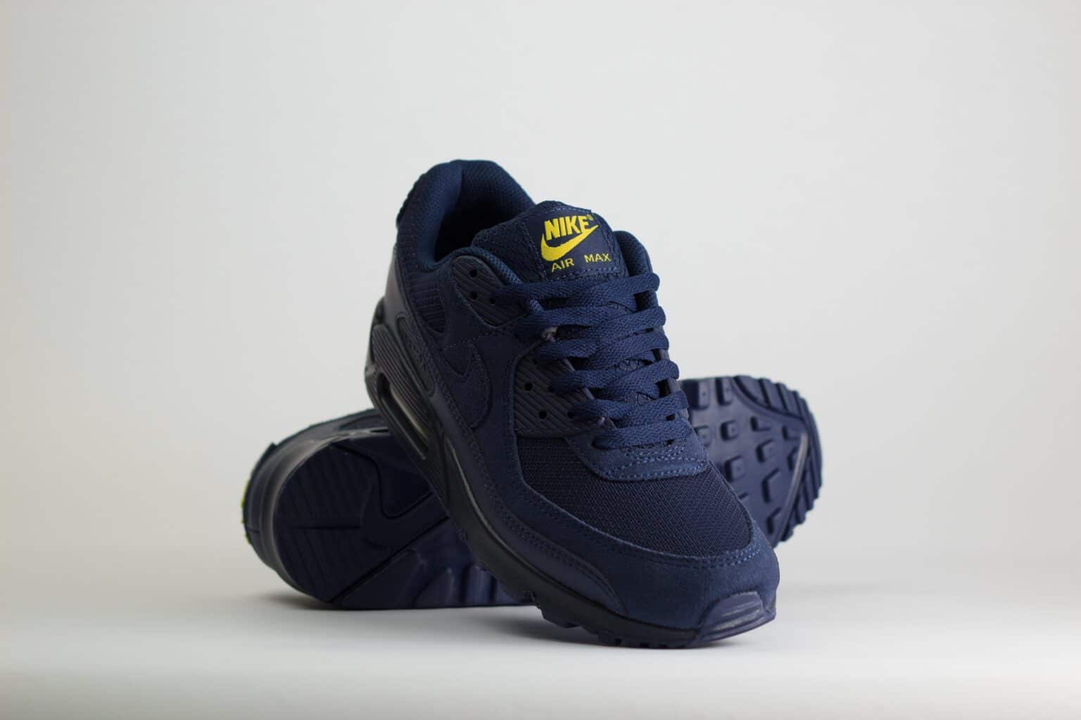 Nike Air Max 90 Obsidian Lightning – blauw/navy – Heren/Dames/Uniseks Sneakers – suede/Mesh – DM0029-401 – Voorkant