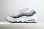 Nike Air Max 95 OG Diffused Blue – blauw/wit – Heren/Dames/Uniseks Sneakers – Leer/Mesh – IF2718-100 – Zijkant