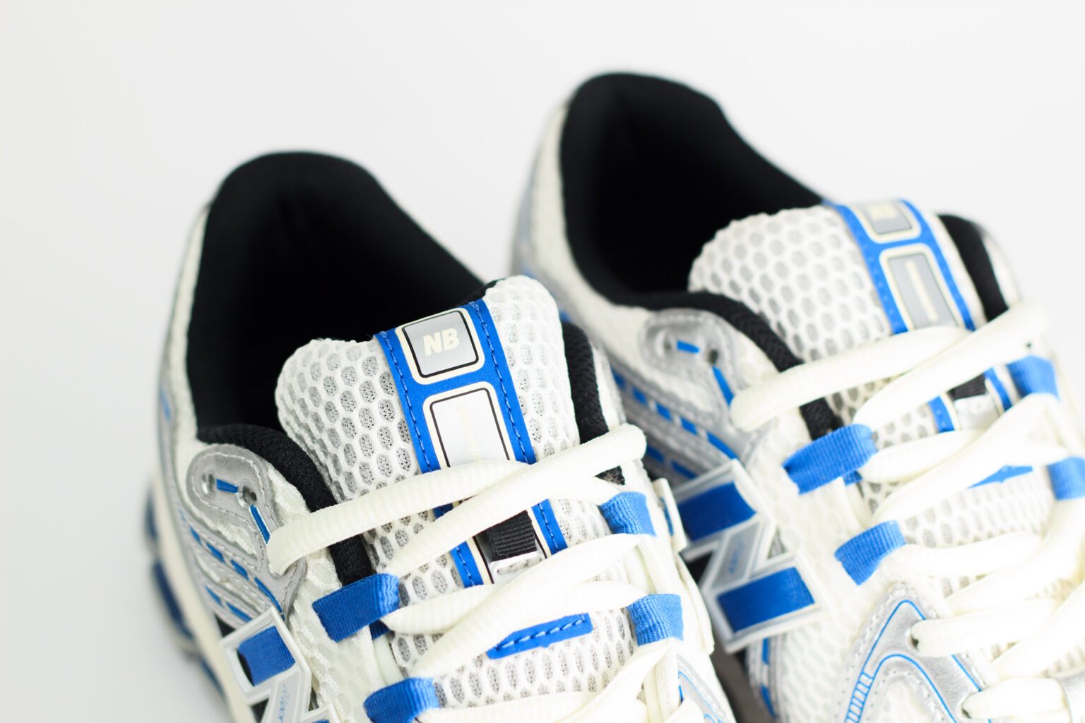 New Balance 1906R Silver Metallic Blue Agate – Blauw/Zilver/Wit – Heren/Dames/Uniseks Sneakers – Mesh/Leer – M1906REB – Bovenkant