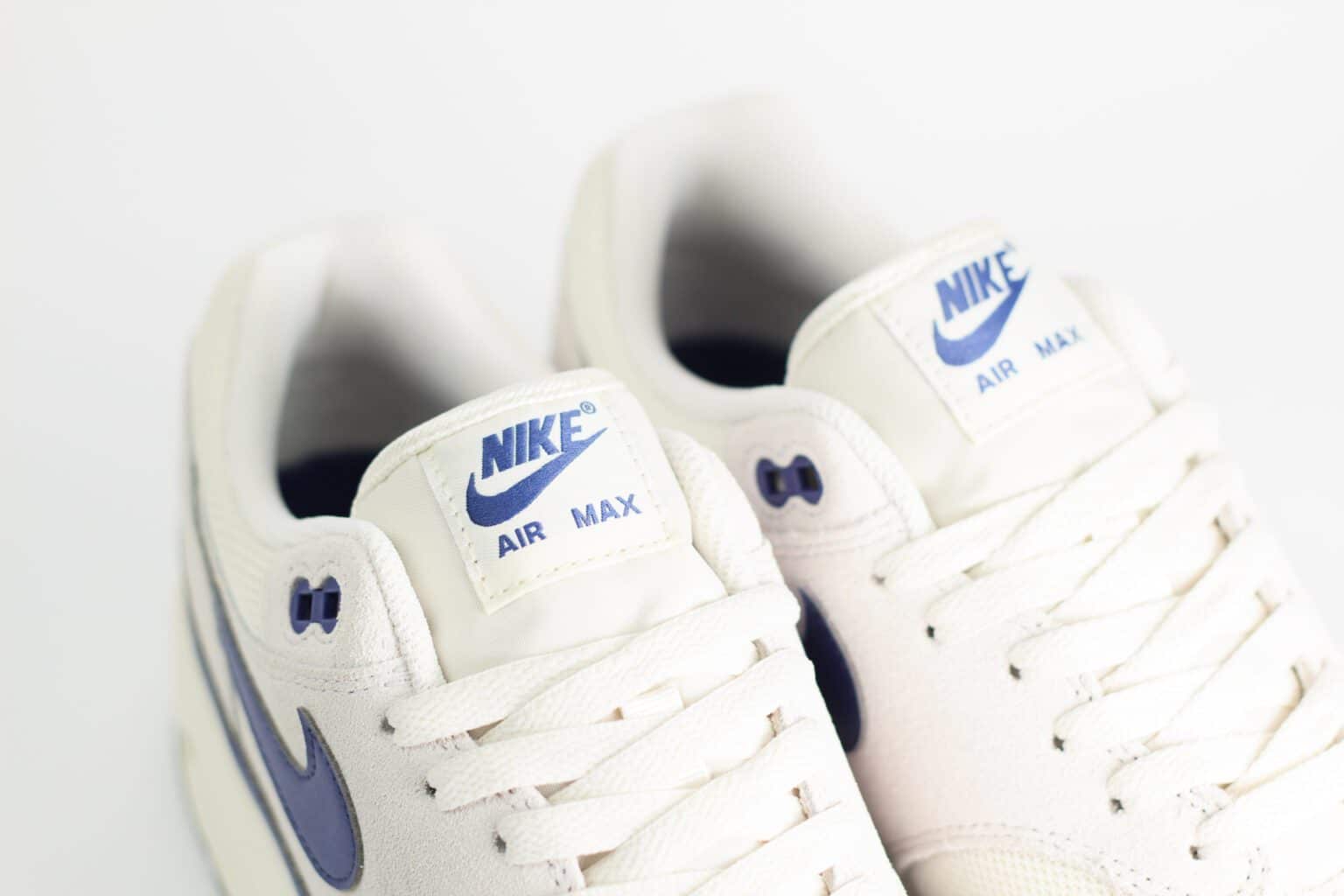 Nike Air Max 1 Essential Sanded Purple – Paars/Wit – Heren/Dames/Uniseks Sneakers – Leer/Mesh – FZ5808-017 – Bovenkant