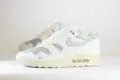 Nike Air Max 1 Patta Waves White – Wit/Grijs – Heren/Dames/Uniseks Sneakers – Vinyl/Mesh – DQ0299-100 – Zijkant