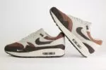 Nike Air Max 1 Size? Exclusive Considered – Bruin/Grijs – Heren/Dames/Uniseks Sneakers – Denim/Suede/Leer – FN7814-001 – Binnenkant