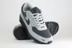 Nike Air Max 90 Light Smoke Grey Black – Grijs/Zwart – Heren/Dames/Uniseks Sneakers – Leer/Mesh – IM5989-077 – Voorkant