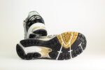 New Balance 1906R White Metallic Gold – Wit/Zilver – Heren/Dames/Uniseks Sneakers – Mesh/Leer - M1906RA – onderkant
