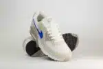 Nike Air Max 90 College Grey Racer Blue – Wit/Blauw – Heren/Dames/Uniseks Sneakers – Mesh/Suede - DM0029-110 – voorkant