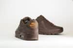 Nike Air Max 90 ESS+ Baroque Brown – Bruin – Heren/Dames/Uniseks Sneakers – Mesh/Leer - IH2063-200 – achterkant
