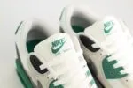 Nike Air Max 90 Evergreen Aura – Wit/Groen – Heren/Dames/Uniseks Sneakers – Suede/Mesh - DM0029-116