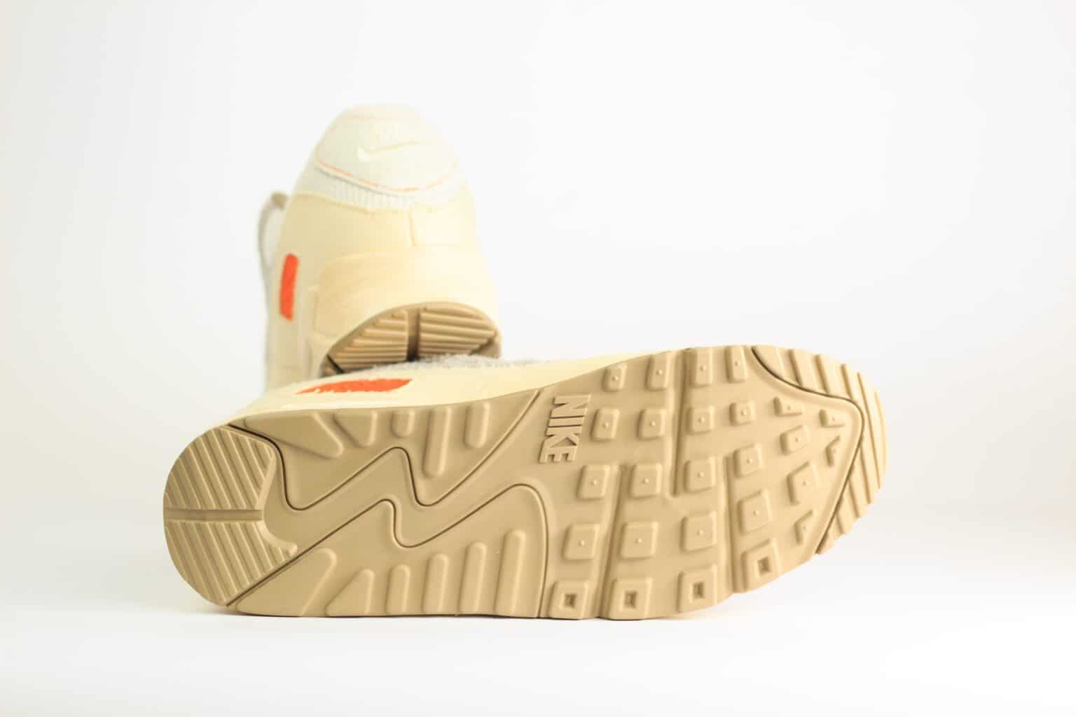 Nike Air Max 90 Premium Pale Ivory – Beige/Grijs – Heren/Dames/Uniseks Sneakers – Suede/Textiel - IM6773-104 – onderkant