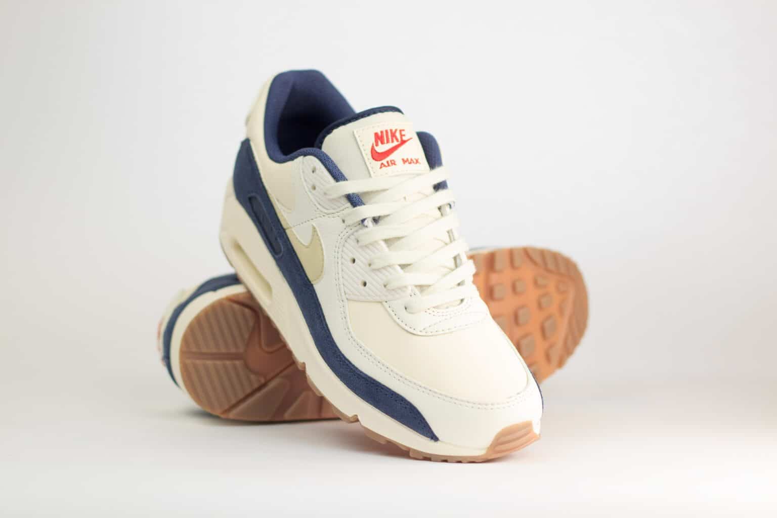 Nike Air Max 90 Rare Air Pale Ivory Thunder Blue – Wit/Blauw – Heren/Dames/Uniseks Sneakers – Leer - IH4379-110 – voorkant