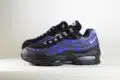 Nike Air Max 95 Court Purple Wild Grape Camo – Zwart/Paars – Heren/Dames/Uniseks Sneakers – Mesh/Leer – HQ1973-500 – Zijkant