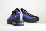 Nike Air Max 95 Court Purple Wild Grape Camo – Zwart/Paars – Heren/Dames/Uniseks Sneakers – Mesh/Leer – HQ1973-500 – achterkant