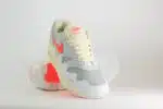 Nike Air Max 1 Patta Waves White Hyper Crimson – Wit/Beige/Grijs – Heren/Dames/Uniseks Sneakers – Leer/Mesh – II7055-100 – voorkant
