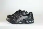 ASCIS Gel-Kayano 14 Black Pure Silver – Zilver/Zwart – Heren/Dames/Uniseks Sneakers – Leer/Mesh – 1201A019-006 – Zijkant